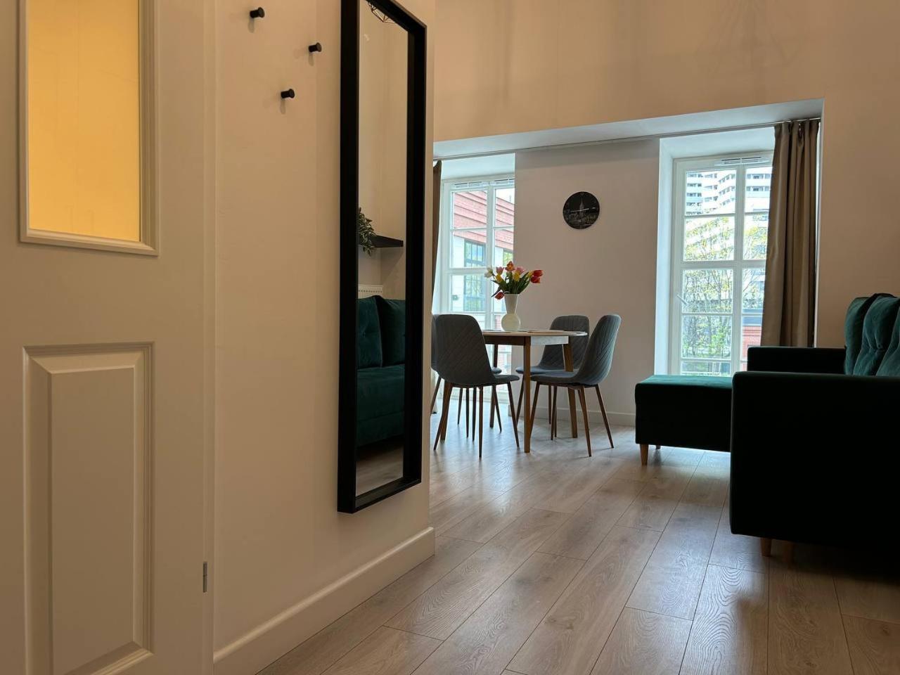 Apartment Przytulne Mieszkanie Na Doby W Centrum Wroclawia *